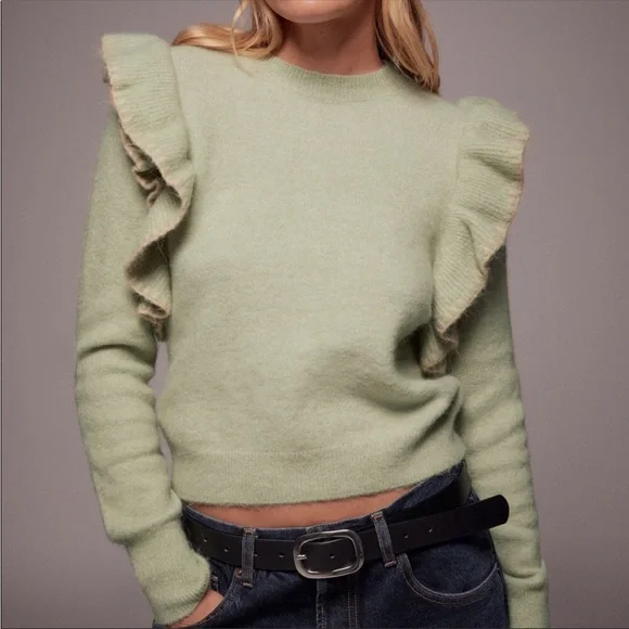 Zara Green Ruffle Shoulder Statement Sweater - Picture 1 of 9